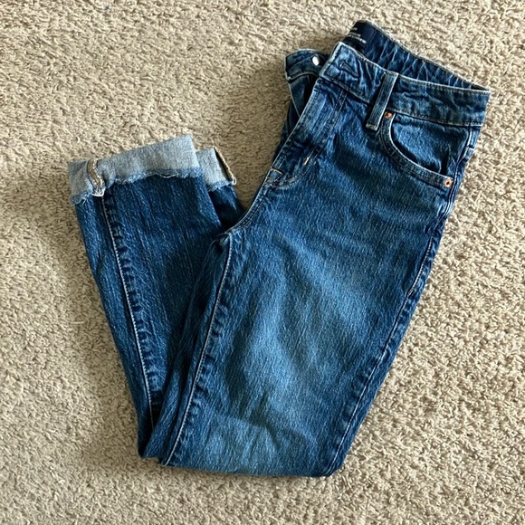 Jeans - Picture 1 of 3